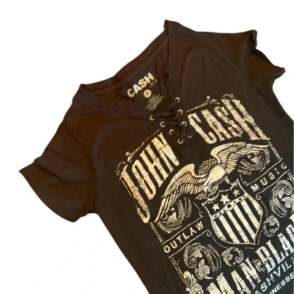 Johnny Cash "Man in Black" Outlaw Music Woman’s graphic T-shirt Size Medium - Picture 6 of 9